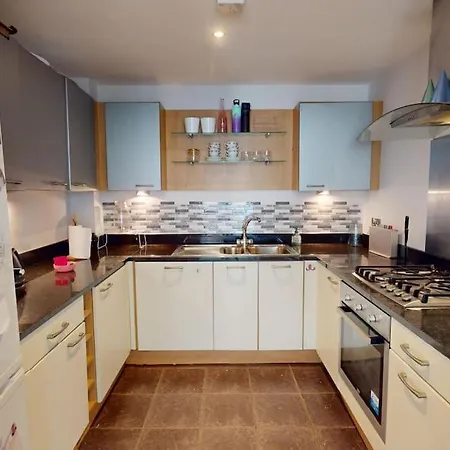 Centrally Located, Comfy 2-bed 2-bath 都柏林