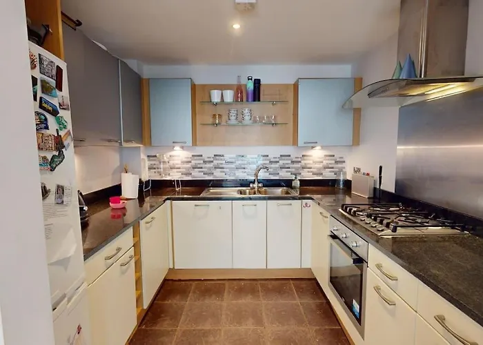 Centrally Located, Comfy 2-bed 2-bath Dublin